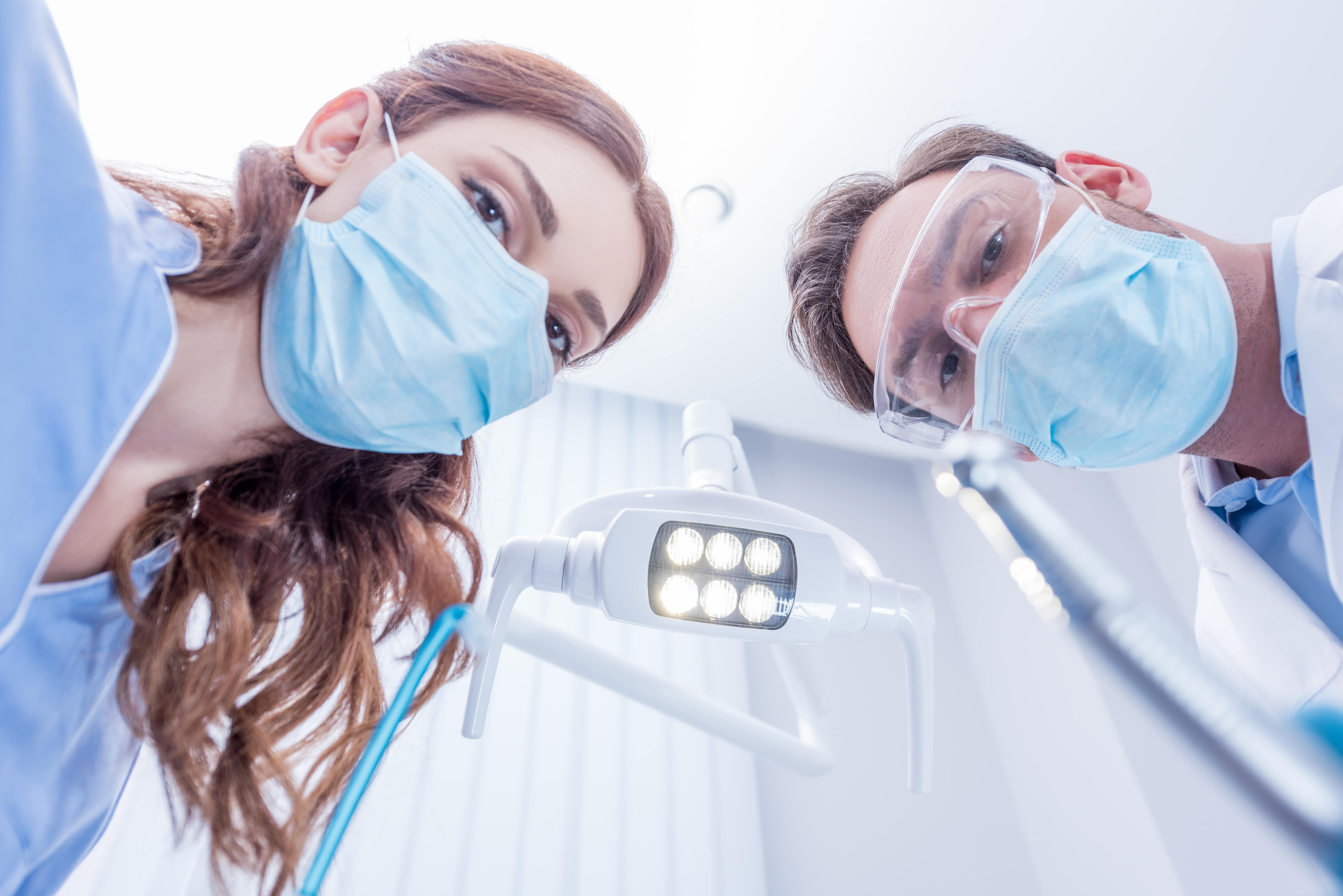 Com qual frequência você tem ido ao dentista?